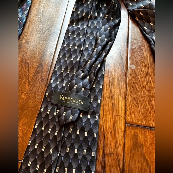 Men’s Ties - Assorted Brands - bundle of 7 - Picture 8 of 8